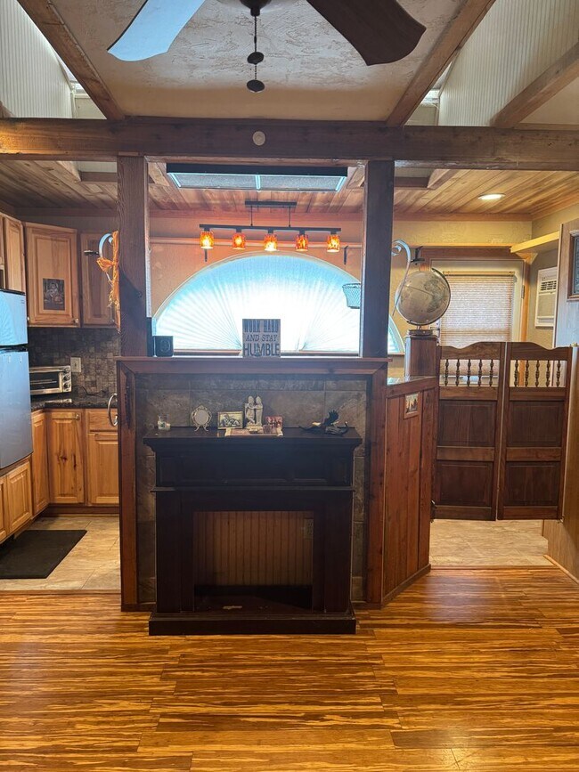 Building Photo - 29866 Carol Ave