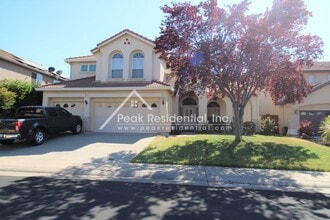 Building Photo - 2307 Amber Falls Dr