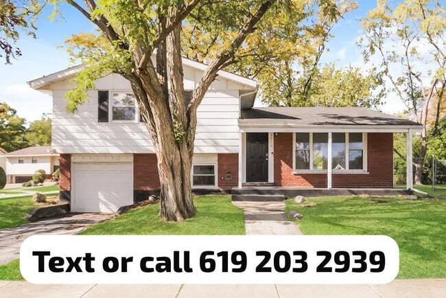 Foto del edificio - 3508 Maple Ln