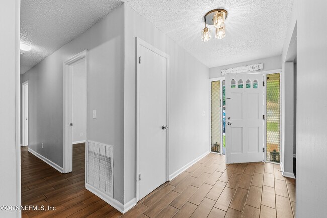 Foto del edificio - 3034 Townsend Blvd