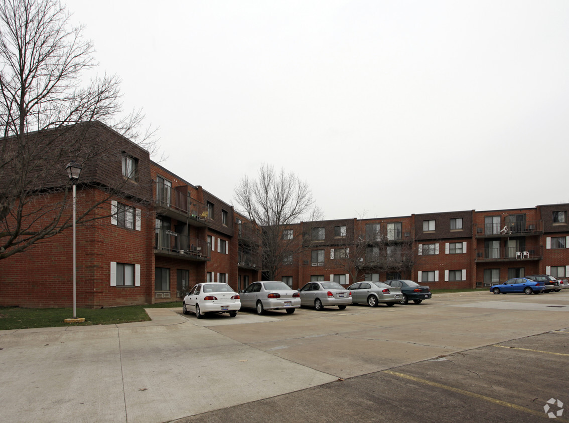 Foto del edificio - Twinsburg Apartments