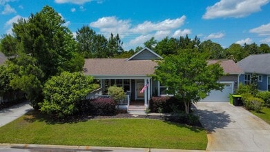 Building Photo - 1209 Daisy Ct