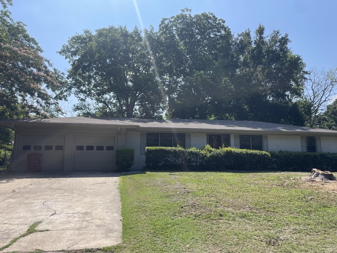 Foto principal - 1130 Tower St