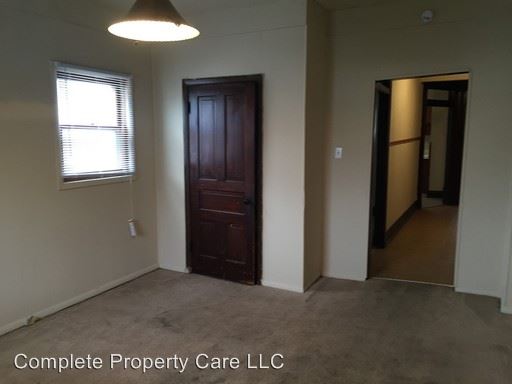 Building Photo - 431 W Howard St