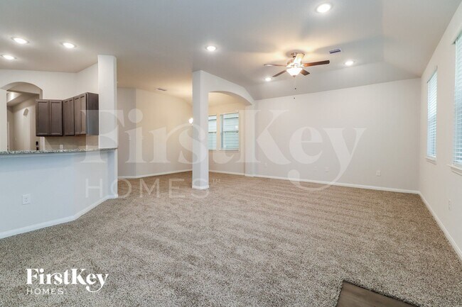 Foto del edificio - 14755 Country Club Dr