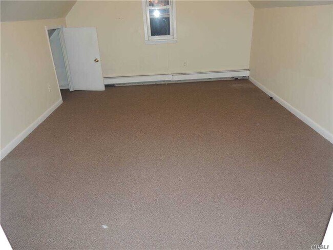 Foto del edificio - 215-46 39th Ave