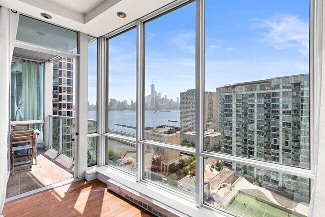 Foto del edificio - 1 Shore Ln