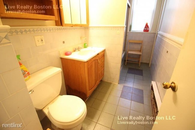 Building Photo - 4 br, 2 bath Apartment - 67 Harvard Ave