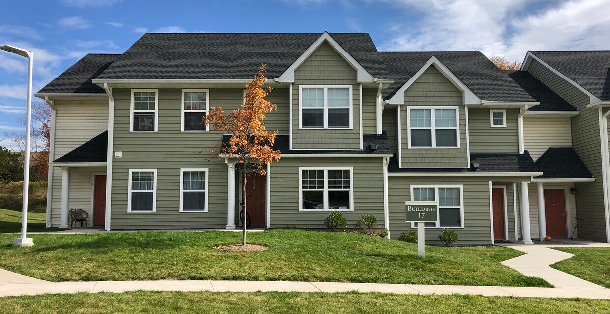 Foto principal - Hemlock Ridge Apartments