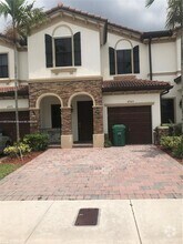 Building Photo - 8965 NW 98th Ave