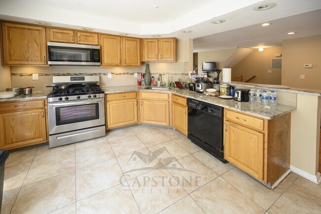 Foto del edificio - 40 Cornerstone Ln