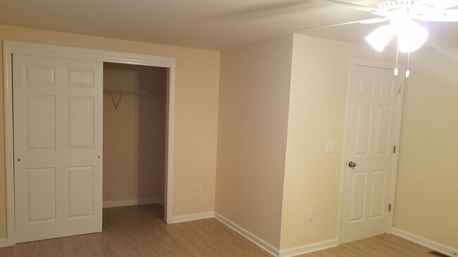 Dormitorio - 90 Washington Ave