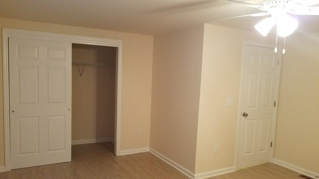 Bedroom - 90 Washington Ave