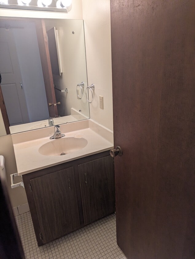 Building Photo - Wright Way Property