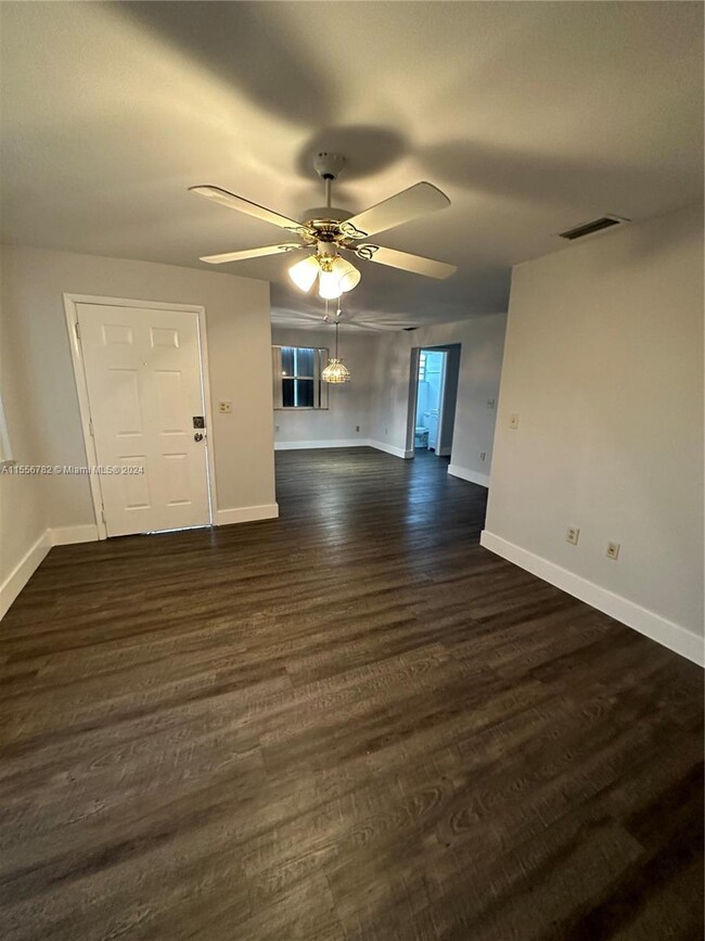 Building Photo - 20535 SW 92nd Ct