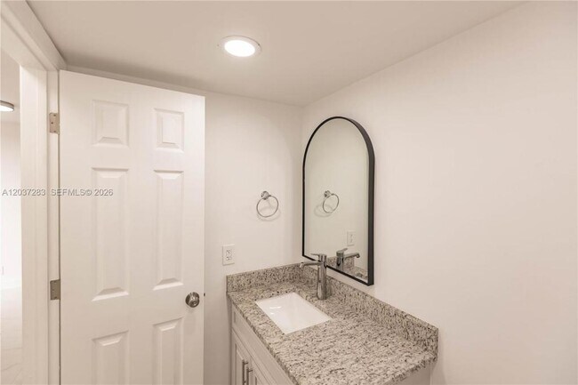 Building Photo - 2931 SW 87th Terrace