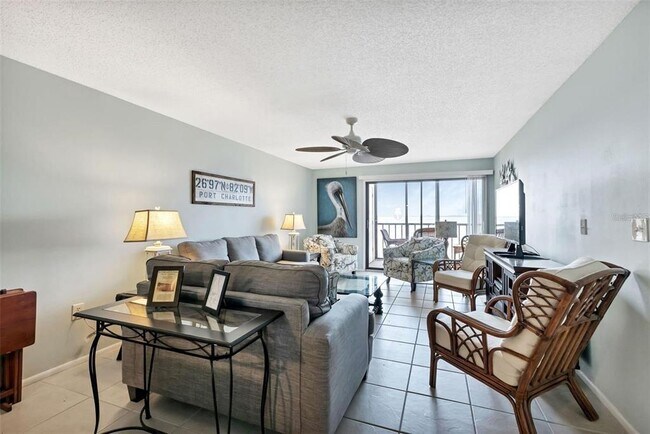 Building Photo - 14459 River Beach Dr