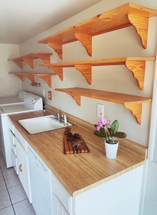 Cocina personalizada - 7977 Chase Cir #46