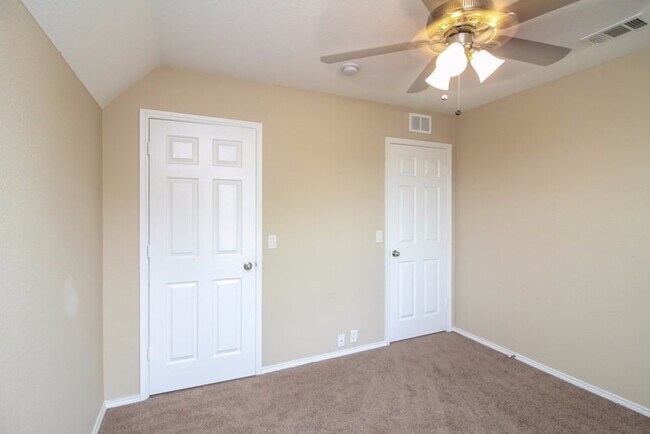 Foto del edificio - 8921 Puerto Vista Dr