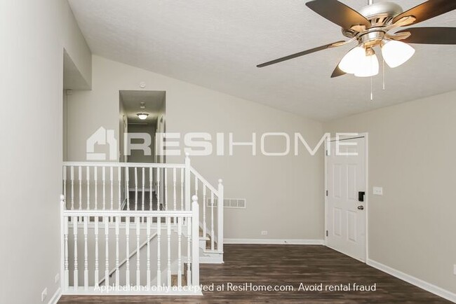 Building Photo - 244 Burton Dr