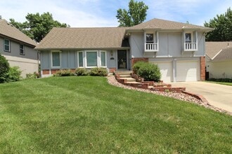 Building Photo - 9913 Perry Dr