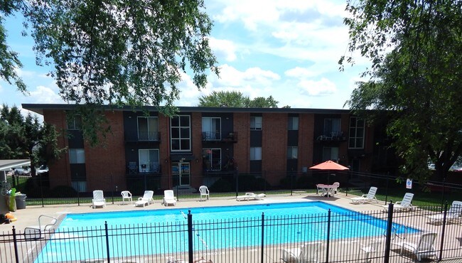 Foto del edificio - Blue Springs Apartments