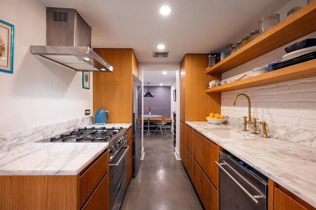 Foto del edificio - 231 7th St