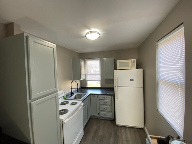 Foto del edificio - 942 N Schuyler Ave