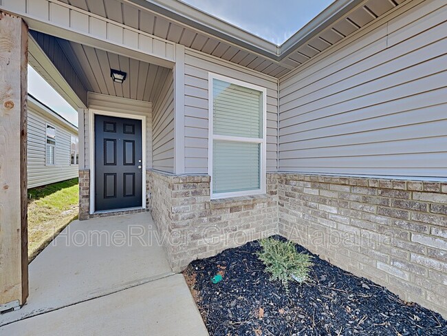 Building Photo - 12400 Waterbury Dr