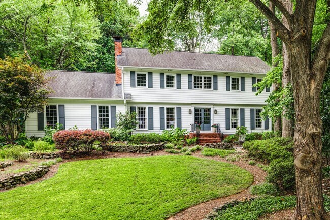 Building Photo - 1733 Kellogg Springs Dr