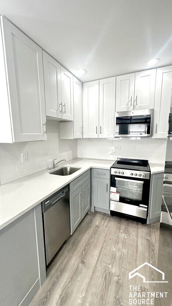 Foto del edificio - 1224 W Rosemont Ave