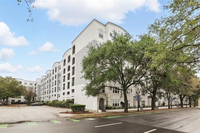 Building Photo - 202 E South St