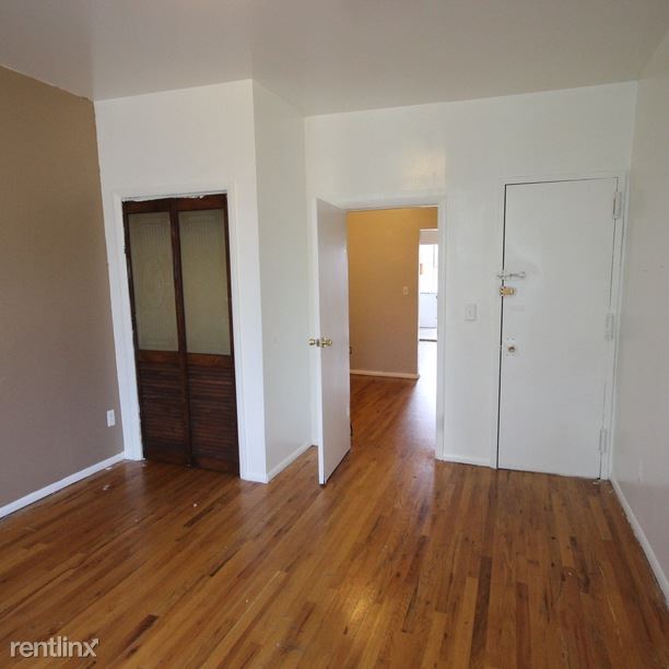 Building Photo - 1422 Dekalb Ave