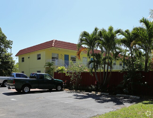 Foto del edificio - 1125 NE 16th Pl
