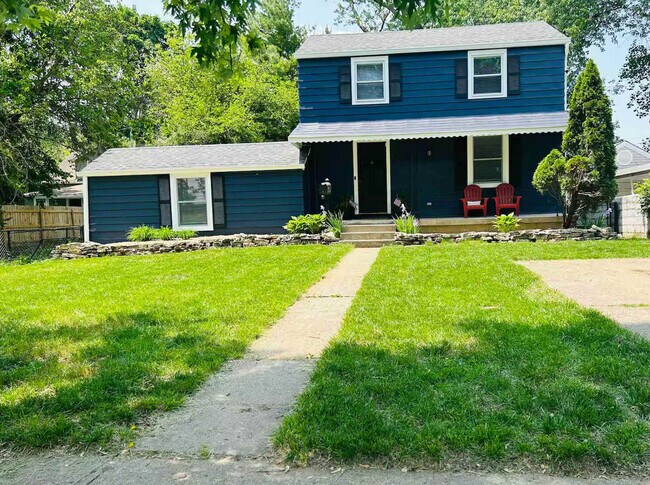 Foto del edificio - 6765 Riverview Dr