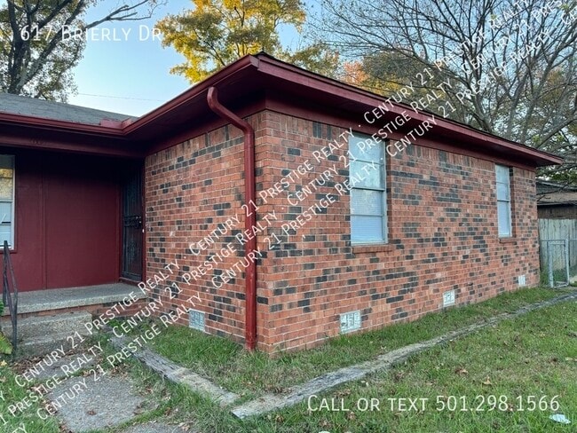 Foto del edificio - 617 Brierly Dr