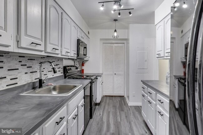 Photo - 1001 26th St NW Apartment