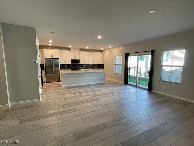 Foto del edificio - 600 Carriage Hill Dr