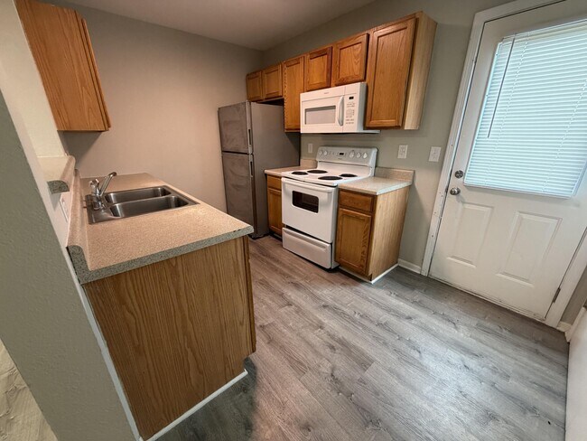 Foto del edificio - 5305 Currituck Ln