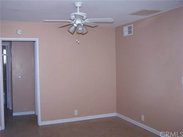 Building Photo - 68392 Kings Rd