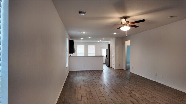 Building Photo - 23011 Bright Lgt Ln