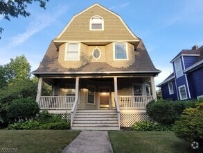 Building Photo - 71 Montclair Ave