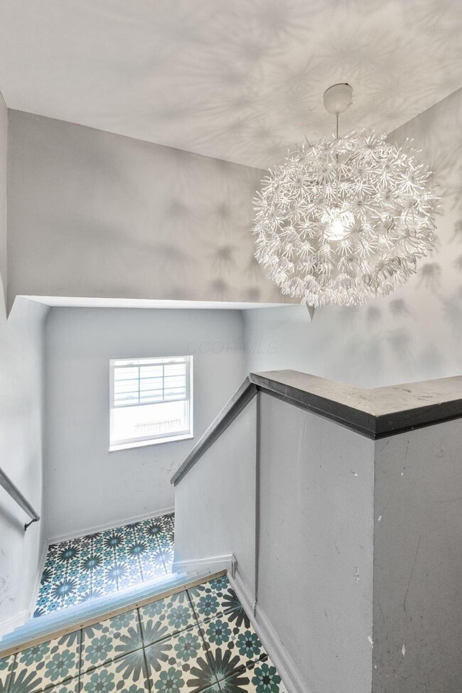 Foto del edificio - 57 N Burgess Ave