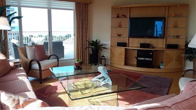 Foto del edificio - 455 Longboat Club Rd