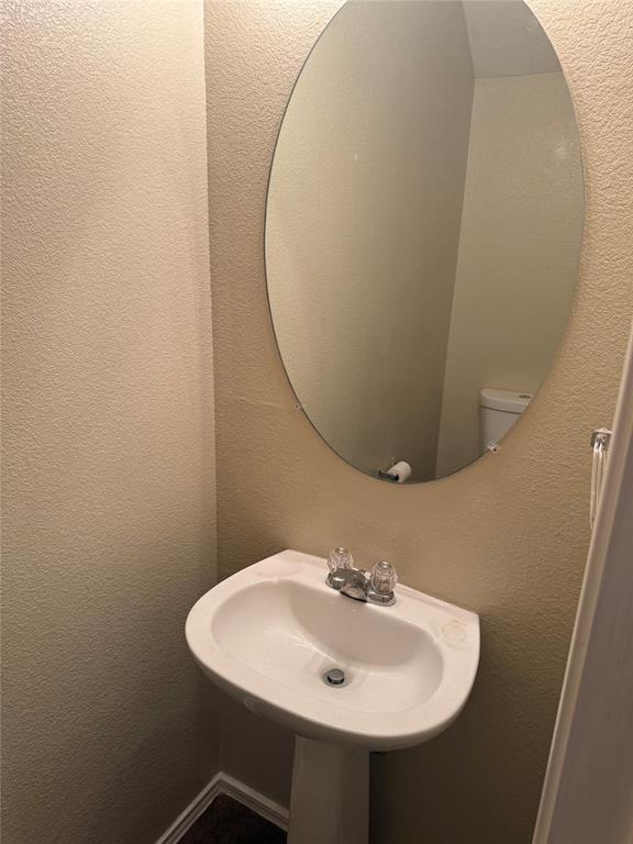 Building Photo - 2632 Century Park Blvd