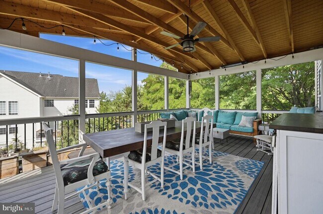 Foto del edificio - 753 Bonnie Ridge Dr NE