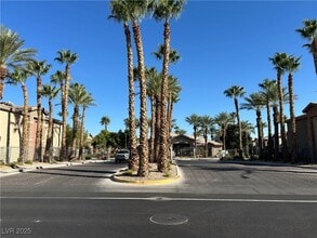 Building Photo - 8000 W Badura Ave