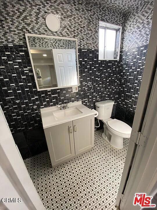 Foto del edificio - 1726 W 37th Pl