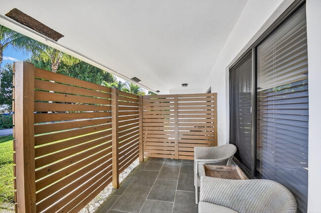 Building Photo - 2904 Spanish Trail