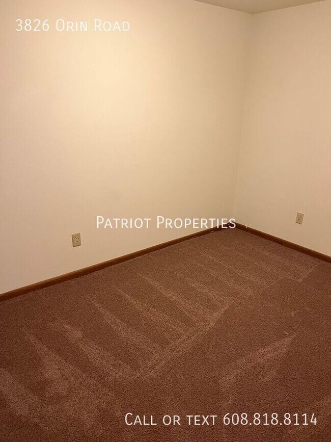 Building Photo - 1 bed/1 bath plus den in Madison, WI!